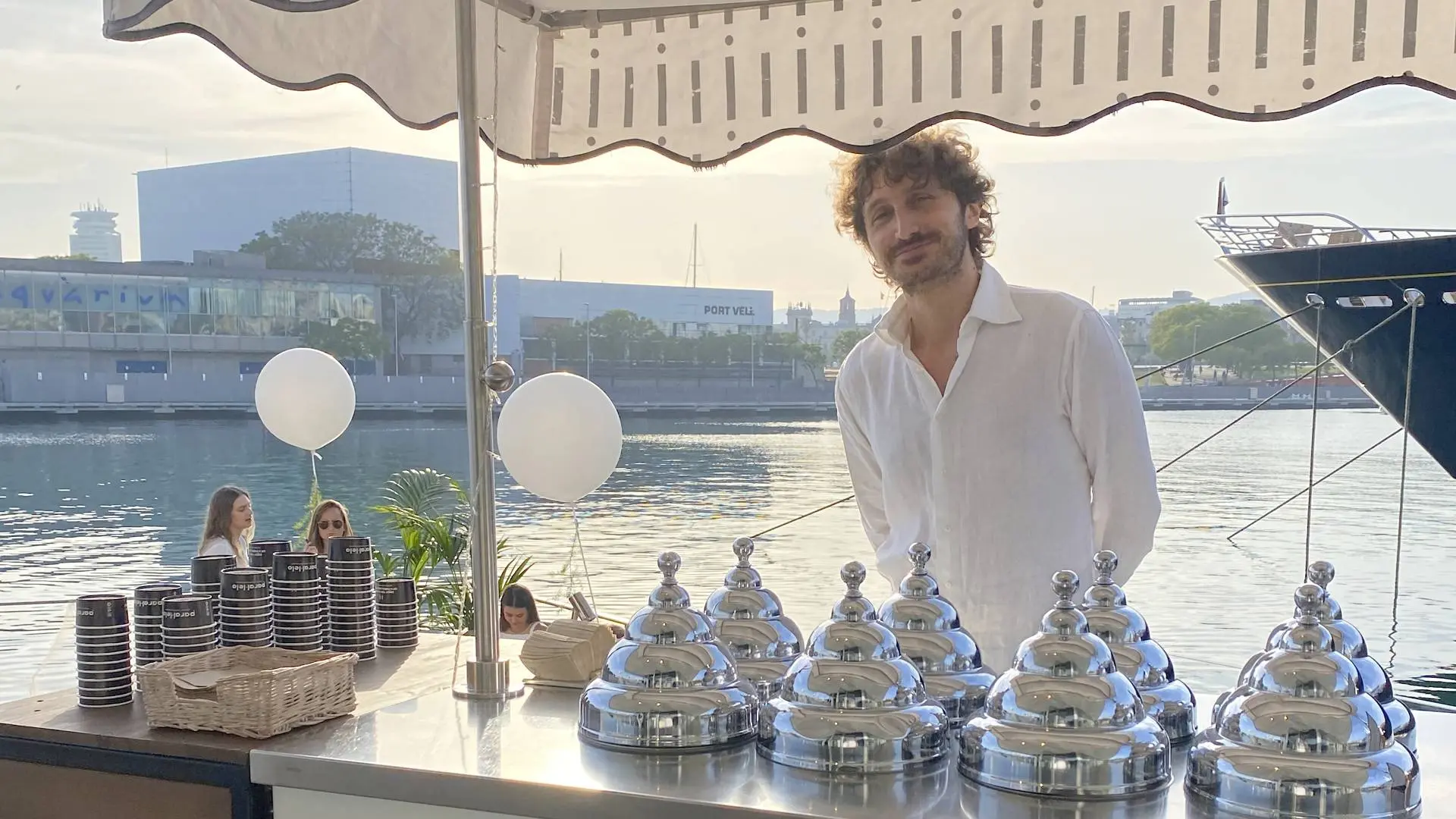 Marina Port Vell - Crew Lounge terrace - crew parties &ndash; white party &ndash; sunset &ndash; helados artesanales