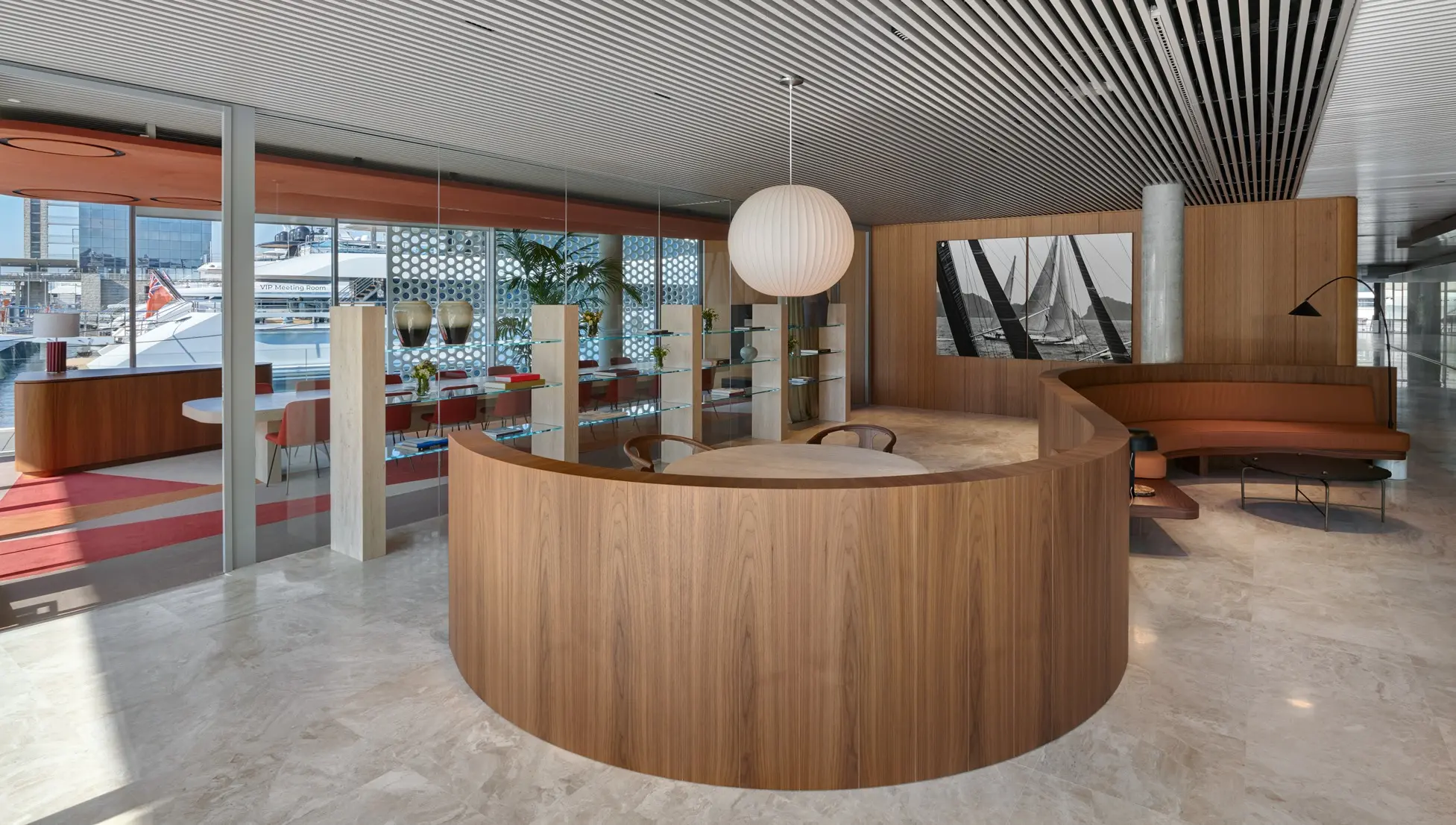 Marina Port Vell &ndash; The Gallery - Alfons & Dami&aacute;n- m&aacute;rmol Hermitage